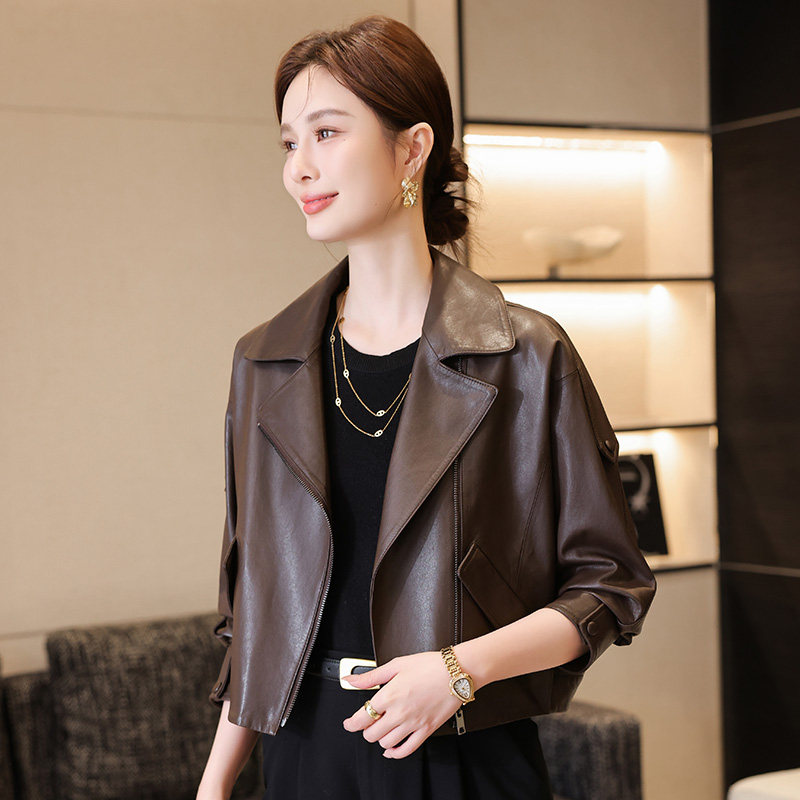 薇蔓娜海宁真皮皮衣女2025春秋新款短款宽松高级感机车夹克小外套