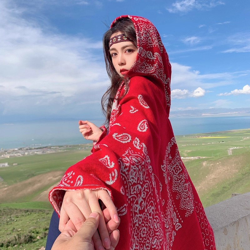【旅游bi备】民族风披肩