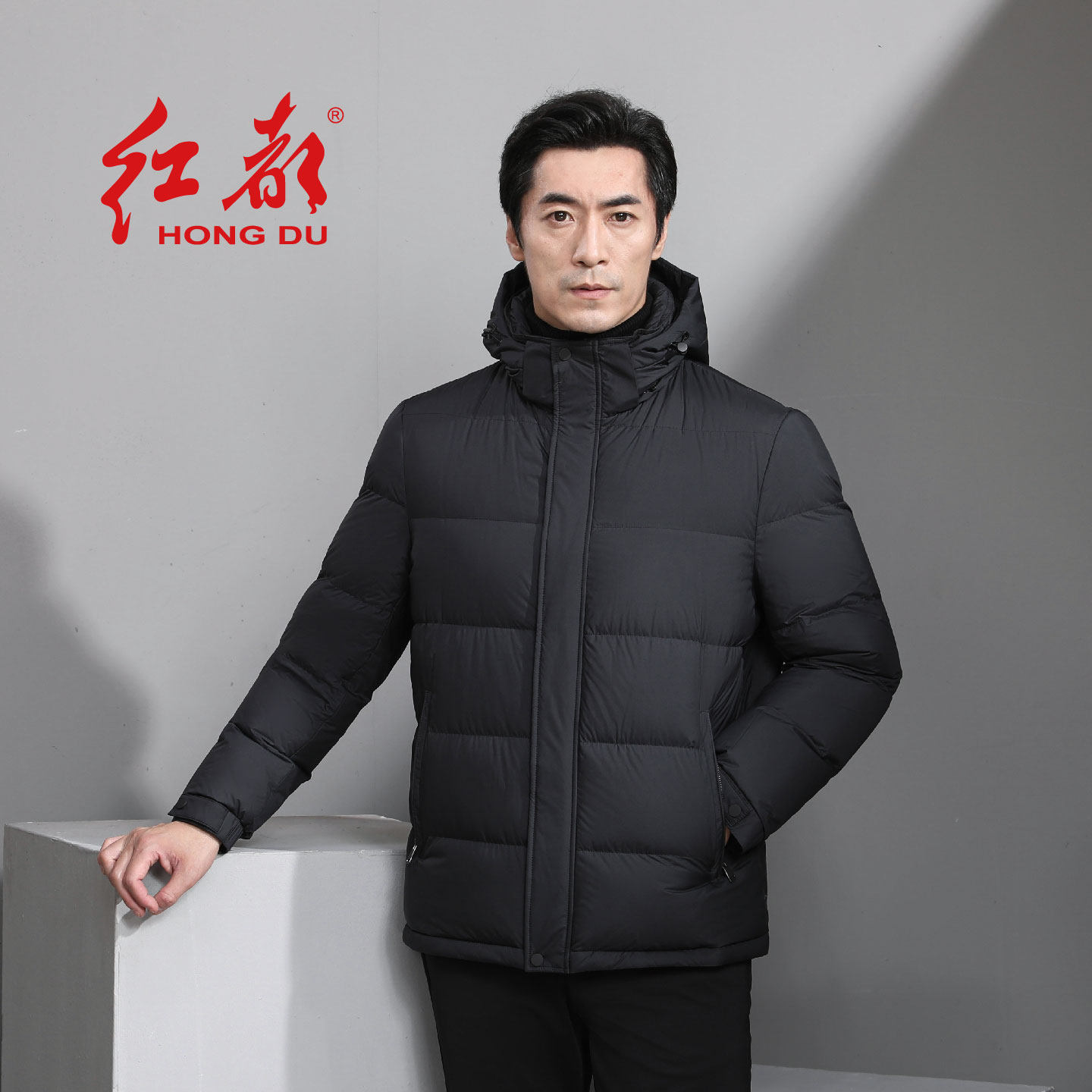 红都可拆连帽男士羽绒服轻薄保暖舒适常规款鸭绒拉链冬装男装外套