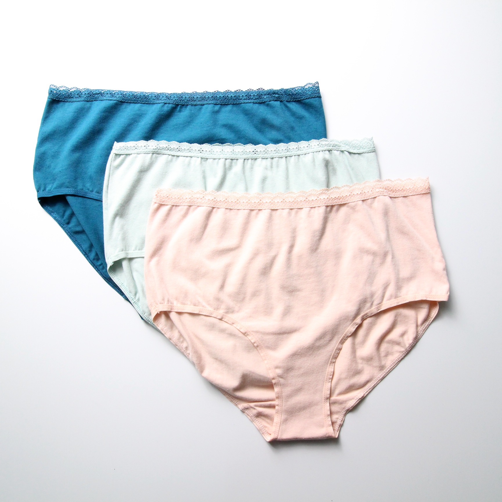 女士三角裤高腰棉蕾丝边舒适透气