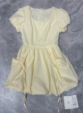 9.5 欧y喜 方领泡泡袖miu系连衣裙子女气质a字蓬蓬花苞短裙