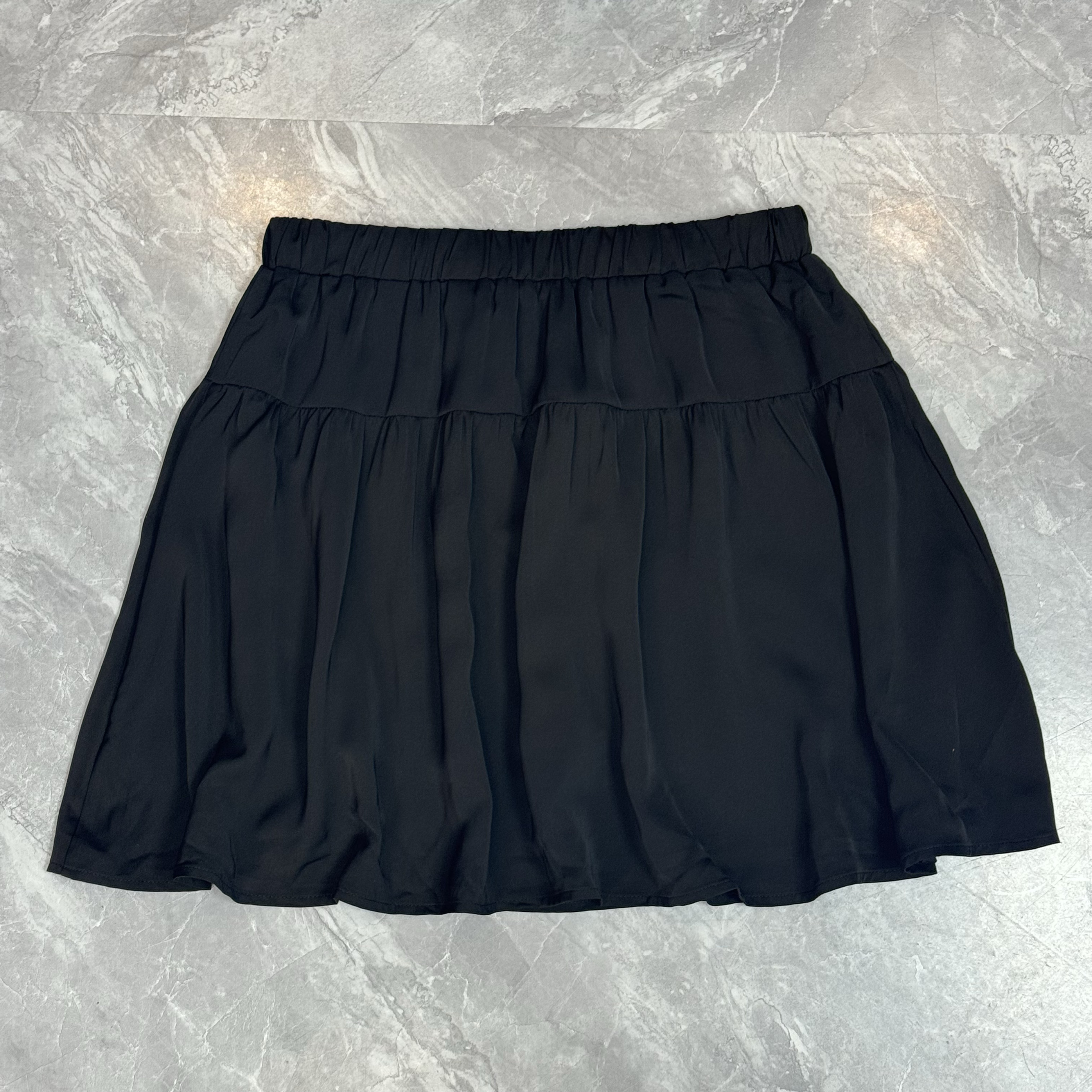 8.5爱ju兔 春夏洋气松紧高腰纯色百搭褶皱A字半身短裙女