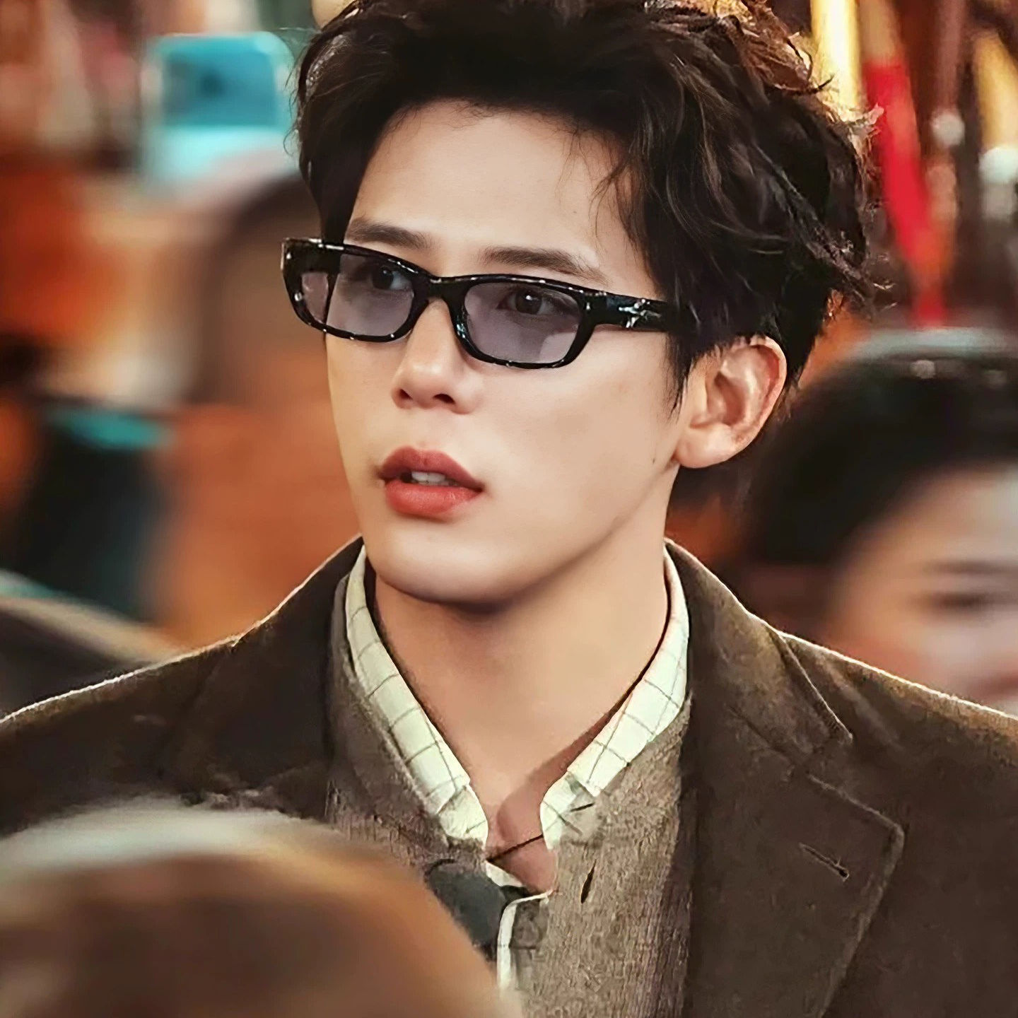 王安宇同款蓝色gm方框墨镜男款2025新款痞帅斯文小脸浅色太阳眼镜