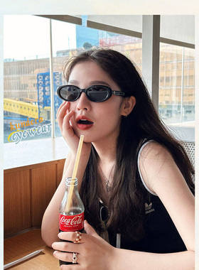 美式复古gm墨镜女款高级感小脸窄框网红太阳眼镜2025新款椭圆小框