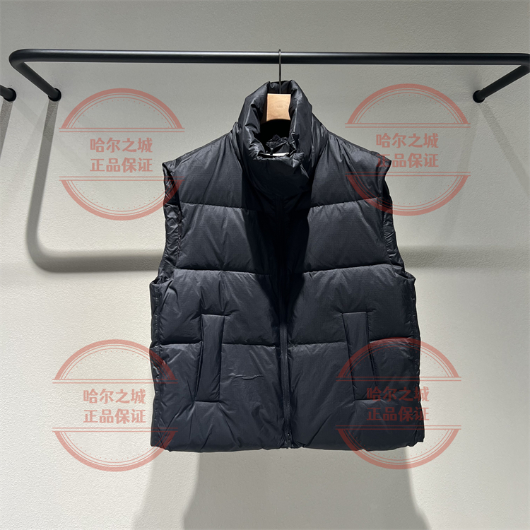 LESS羽绒马甲2P0C16040