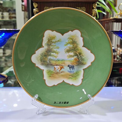英国产Royal Worcester镏金精骨瓷全手绘绿釉乡村风景装饰盘中古