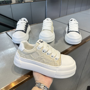 2026春款休闲厚底板鞋男透气百搭增高时尚潮流男鞋白色圆头潮鞋