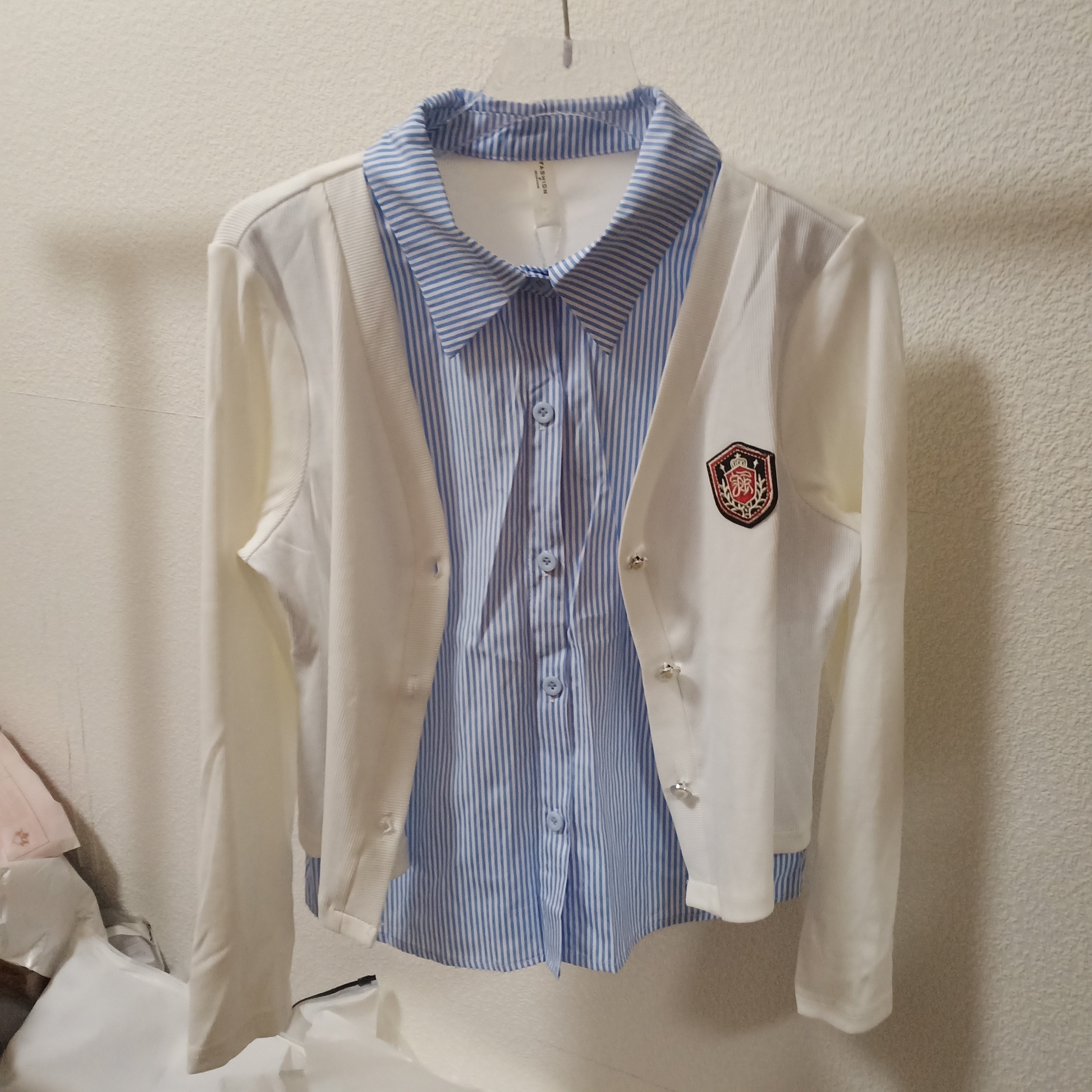 春秋新款韩版时尚假两件条纹拼接长袖衬衫女小众别致洋气短款上衣