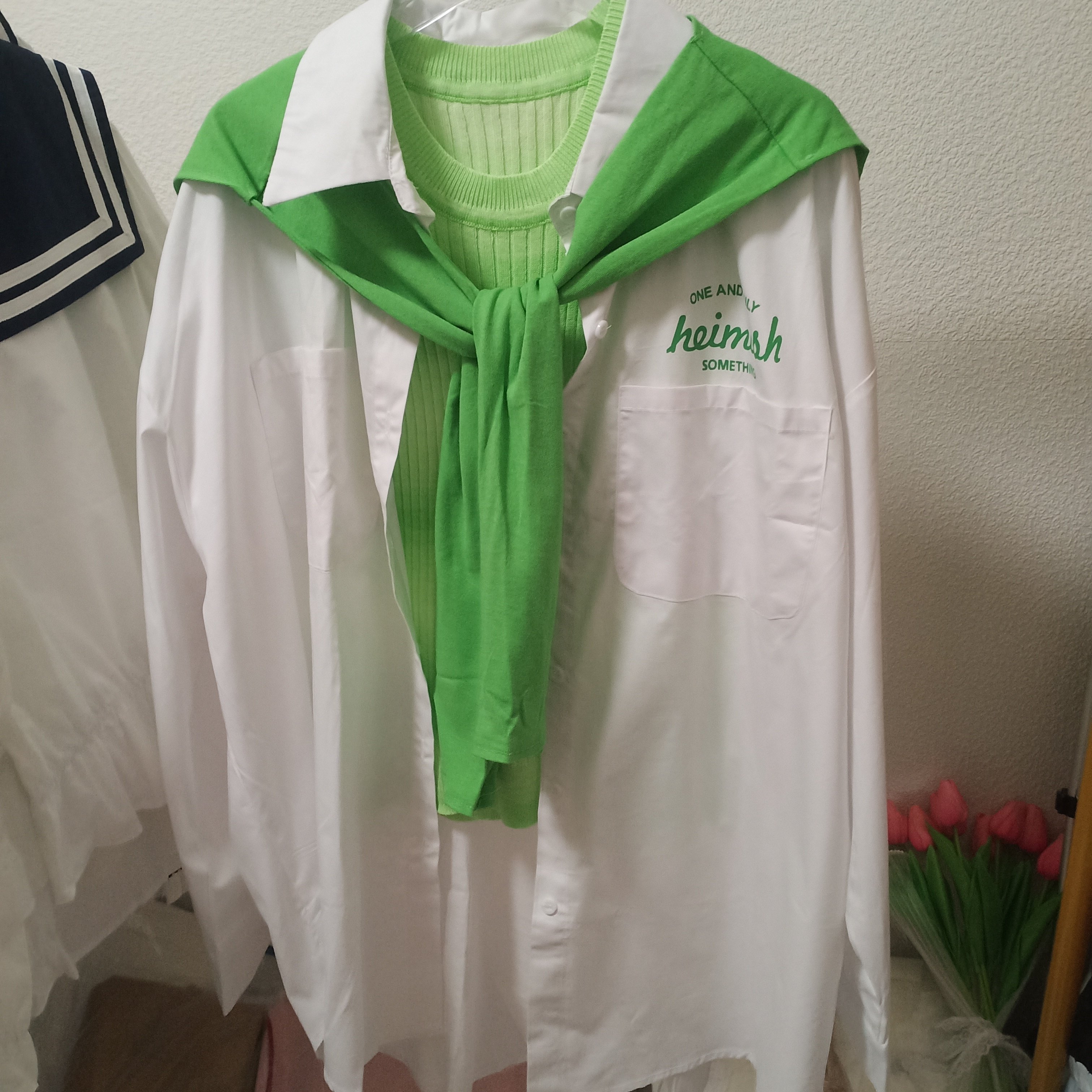 背心+白色衬衫+字母披肩三件套女2025春新款口袋休闲宽松上衣套装