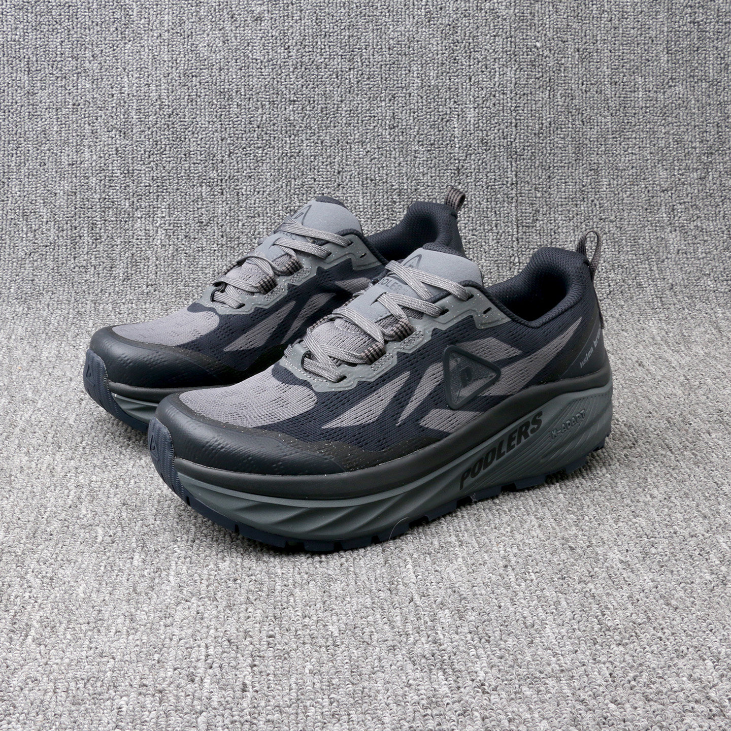 出口英国男女厚底跑步鞋回弹减震轻便 户外徒步登山鞋跑步鞋徒步