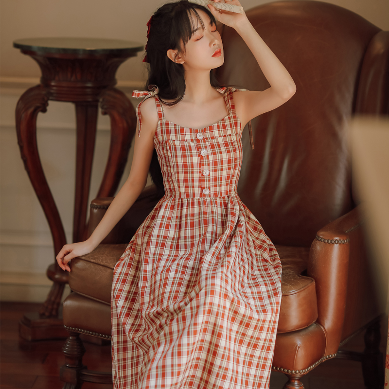 Real photo 2021 French minority retro Plaid Dress