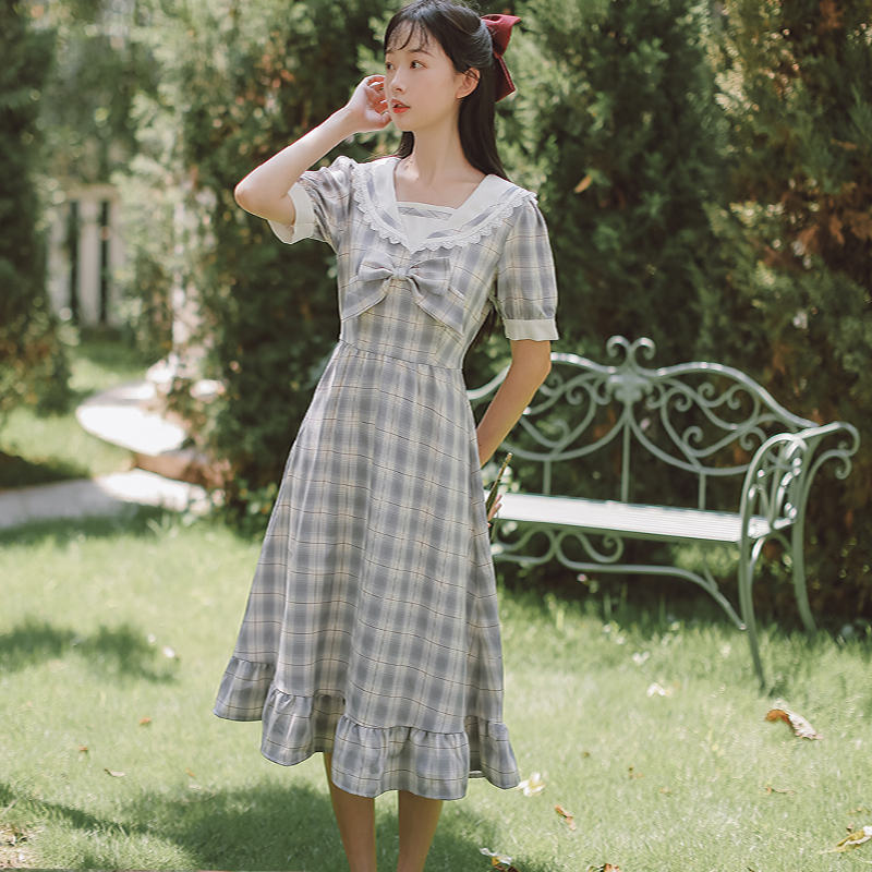 Big photo of sweet and gentle Plaid Dress