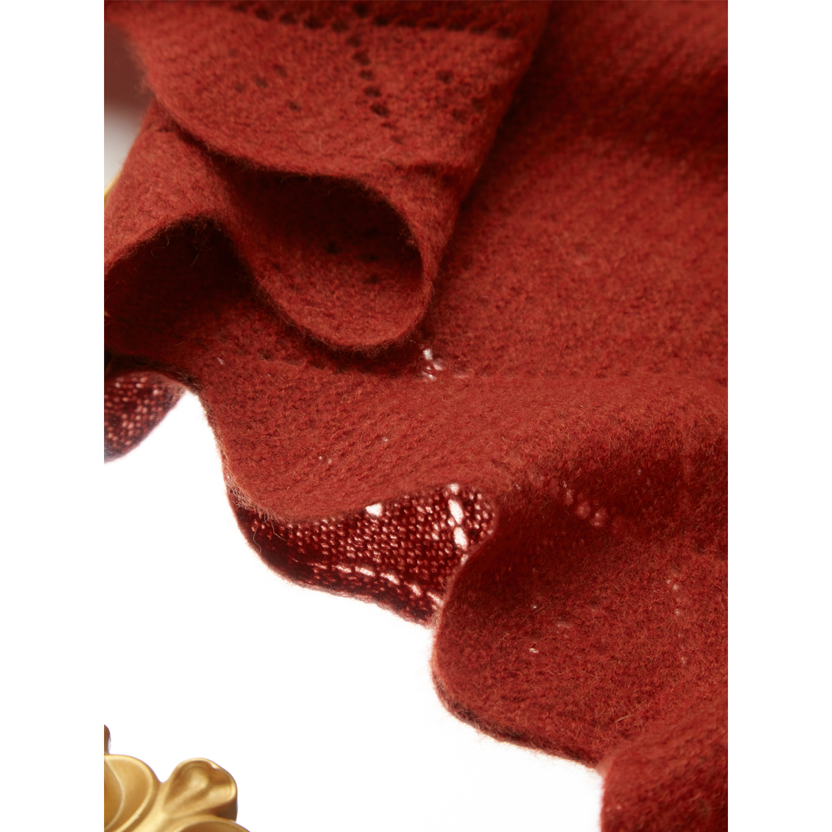 25新款中国风女纯山羊绒厚款勾花围巾保暖针织大三角巾空调房披肩