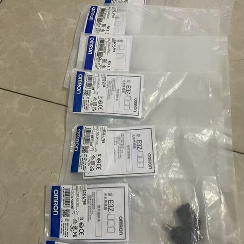 欧姆龙 E3Z-LT66 光电传感器-可换可修