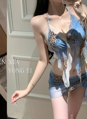 豹纹挂脖小胸显瘦比基尼三件套