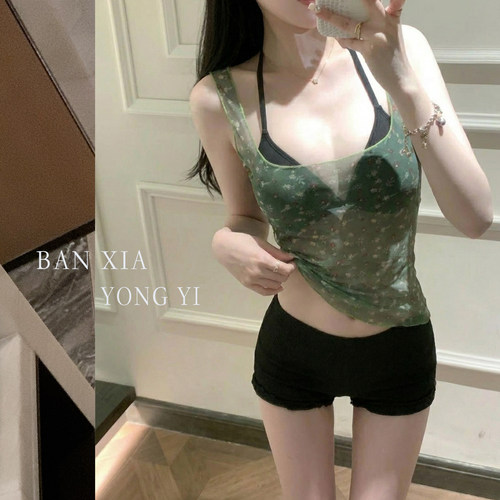 纯欲绿色碎花三件套泳衣度假