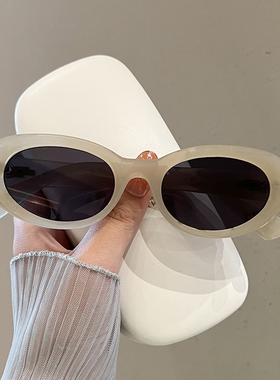 2026年新款小框法式复古太阳镜椭圆形猫眼气质高级感墨镜百搭女潮