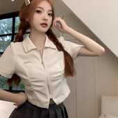 甜辣设计感遮肚显瘦短上衣 t恤女夏季 大码 胖mm拉链正肩polo领短袖