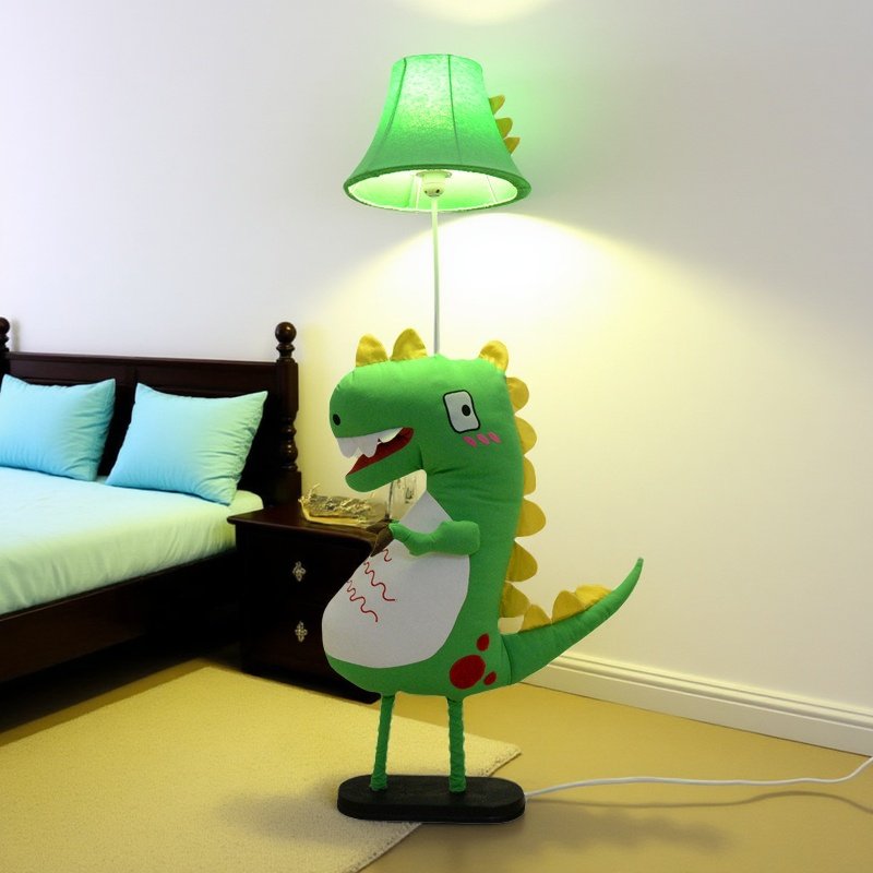 男孩女孩公主房儿童台灯卡通落地灯动物灯可爱创意卧室立式床头灯