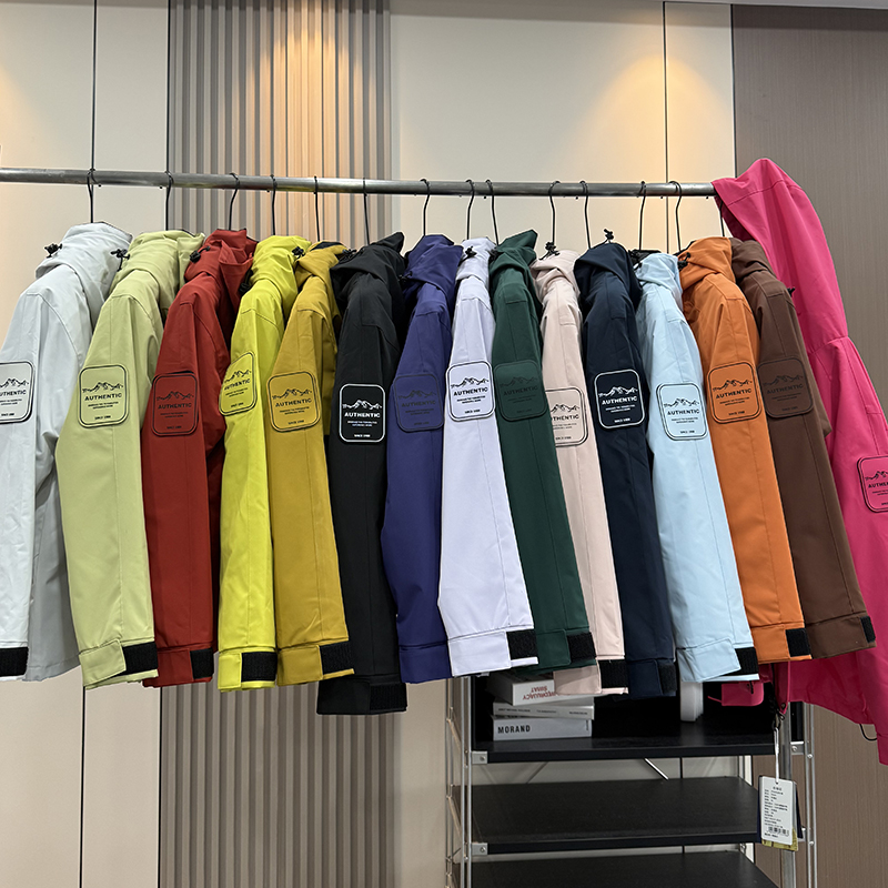 大厂订单！情侣款可拆摇粒绒防风防水保暖登山服三合一冲锋衣外套