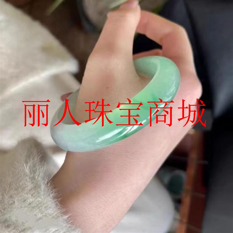 冰种浅绿飘花翡翠色正圈贵妃玉镯