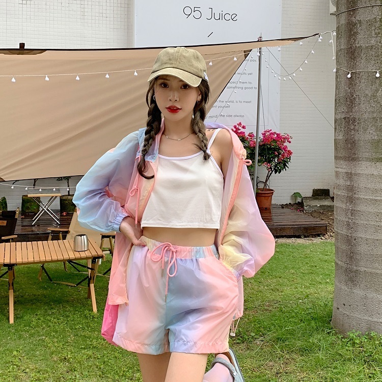 Real shooting real price net red fried Street rainbow rendering lightweight breathable hooded sunscreen coat casual suit