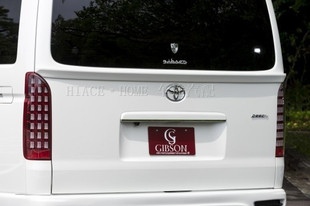 适用于HIACE200系200518款尾门加装中翼车门中翼尾翼