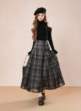 日系复古黑色修身上衣格纹半身裙两件套秋季新款小众百搭气质套装