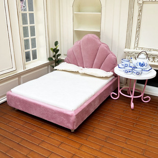 粉色双人床绒布贝壳床 12娃娃屋dollhouse迷你模型卧室OB11场景