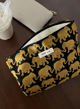 elephant man 24年新款 复古金色小象浮雕提花化妆包收纳包