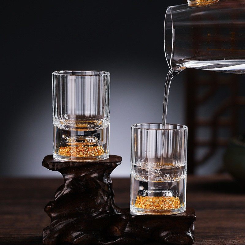 金箔酒具水晶玻璃白酒杯茶杯二两家用烈酒杯白酒分酒器透明玻璃杯,餐饮具,白酒杯,淘宝优惠券,粉丝福利购,淘宝优惠卷