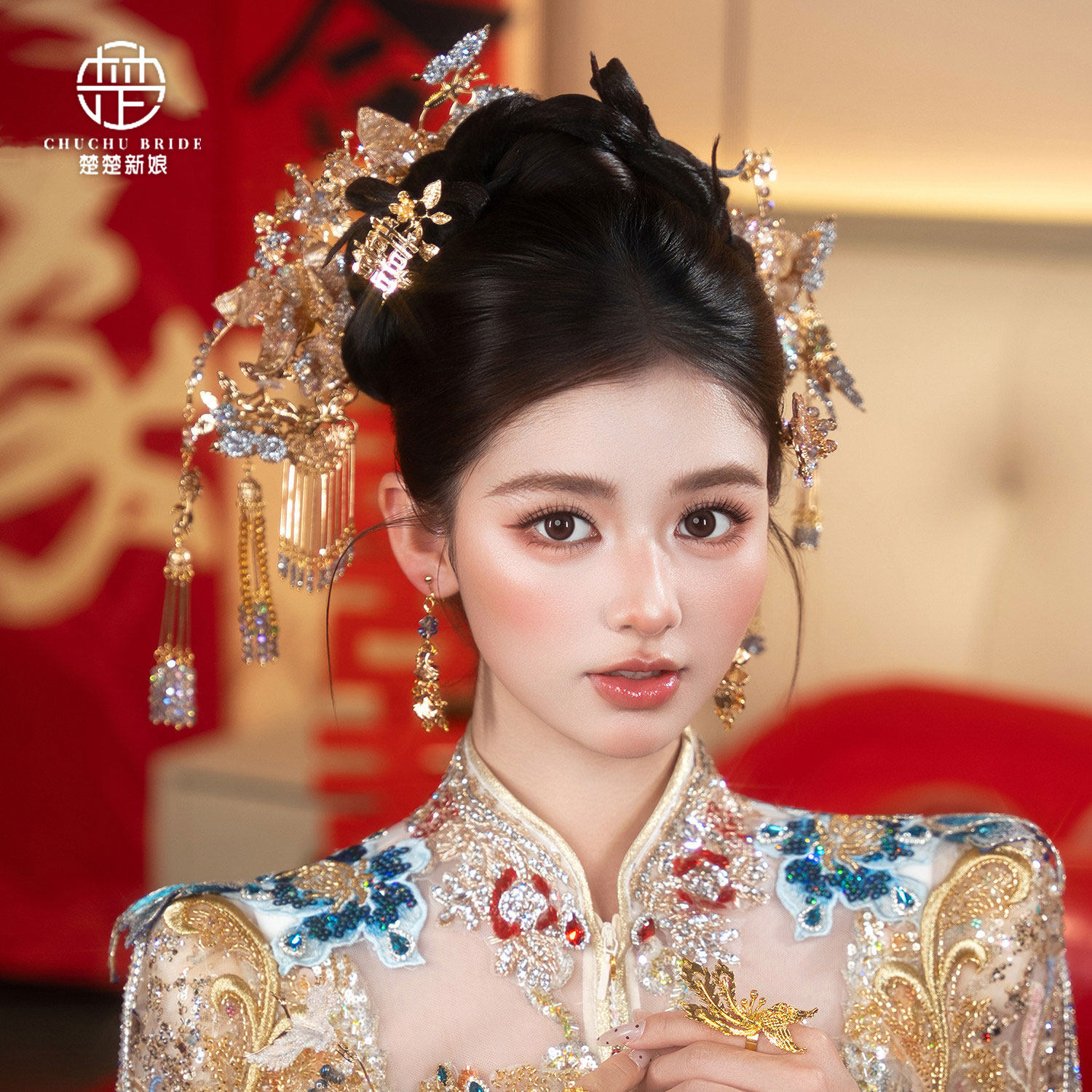 新中式香槟金新娘蝴蝶发饰百搭