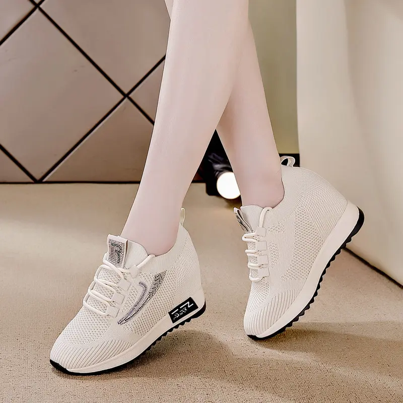 厚底内增高飞织休闲鞋女春夏季透气新款运动鞋软底舒适轻便单鞋