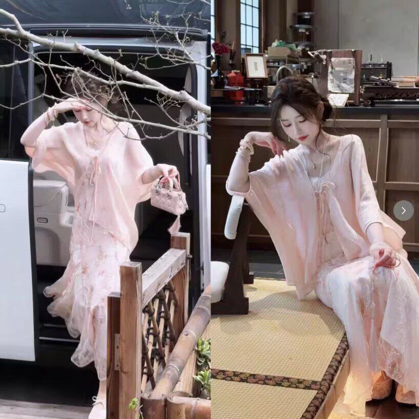 婷婷桃花溪畔粉色碎花刺绣吊带裙天丝提花开衫女春季时尚套装