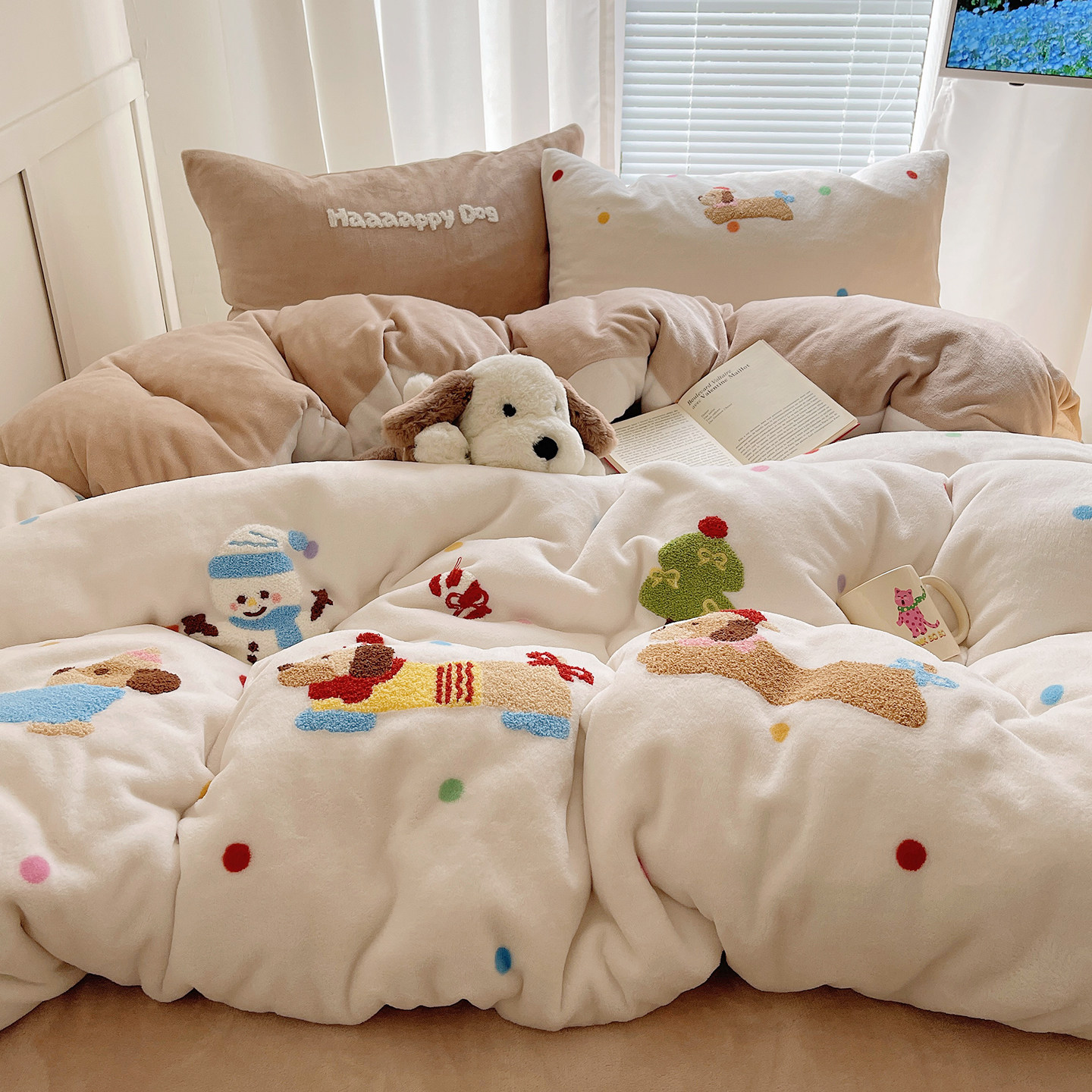 卡通冬季加厚牛奶绒四件套毛巾绣腊肠狗可爱风套件单人宿舍三件套
