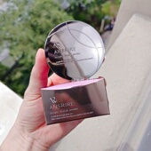 中样7g玛丽安保莱天使光感亮颜蜜粉7g定妆养肤效期到28年