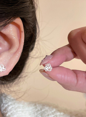 小众设计感如意结缠绕耳钉女式秋冬新款气质轻奢高级感新中式耳饰