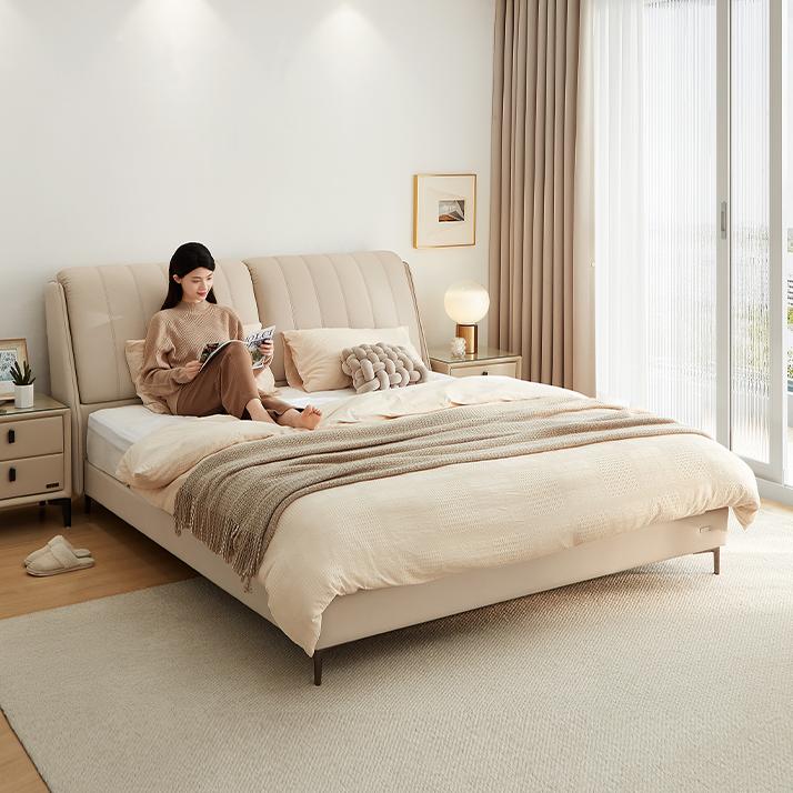 全友家居牛皮奶油风皮床实木