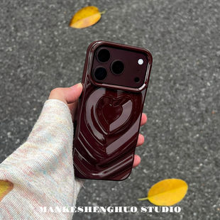 韩系ins简约纯色勃艮第红爱心苹果18pro手机壳适用iPhone18promax小众高级感17超火新款少女16全包硅胶15软套