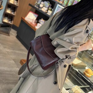 腋下包女2024新款大容量斜挎包头层牛皮复古单肩包高级感真皮女包