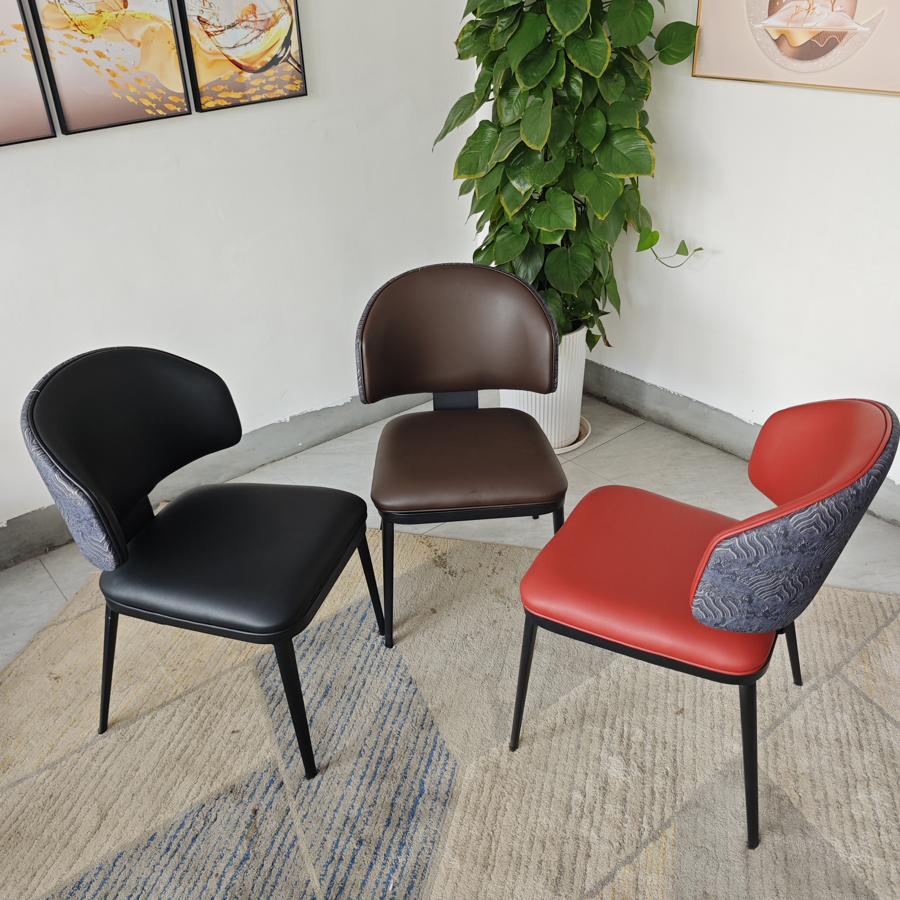 意式现代真皮餐椅奶油风靠背椅子