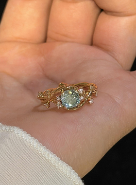 帕拉伊巴蓝色锆石方糖藤曼戒指