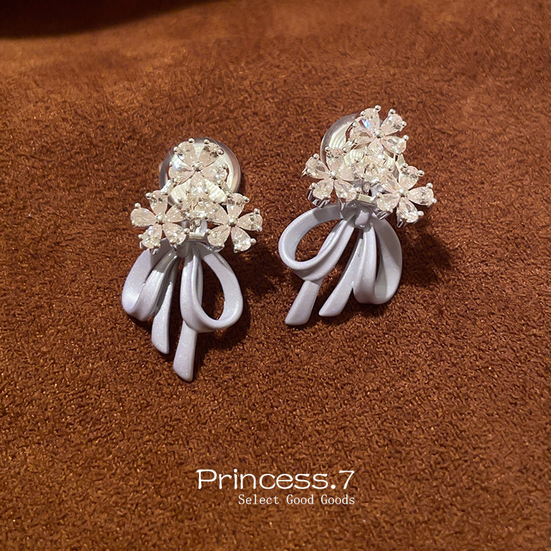 白色花朵丝带蚊香盘耳夹无耳洞女捧花蝴蝶结轻奢高级感甜美耳饰品,饰品/流行首饰/时尚饰品新,耳夹,淘宝优惠券,粉丝福利购,淘宝优惠卷