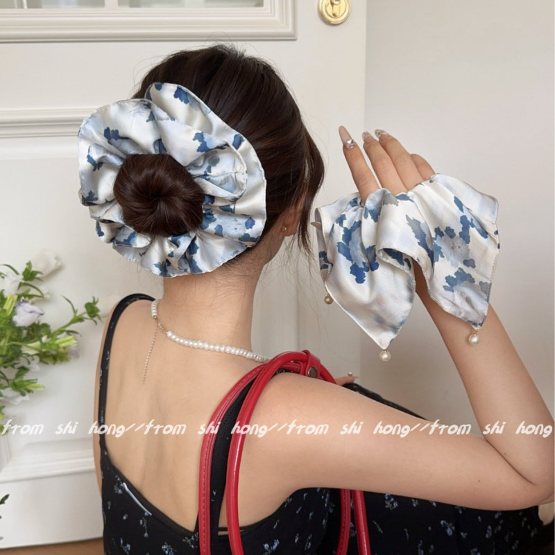 雾蓝色系晕染珍珠吊坠发圈高级感缎面多层褶皱大肠圈扎马尾方巾,饰品/流行首饰/时尚饰品新,发饰,淘宝优惠券,粉丝福利购,淘宝优惠卷