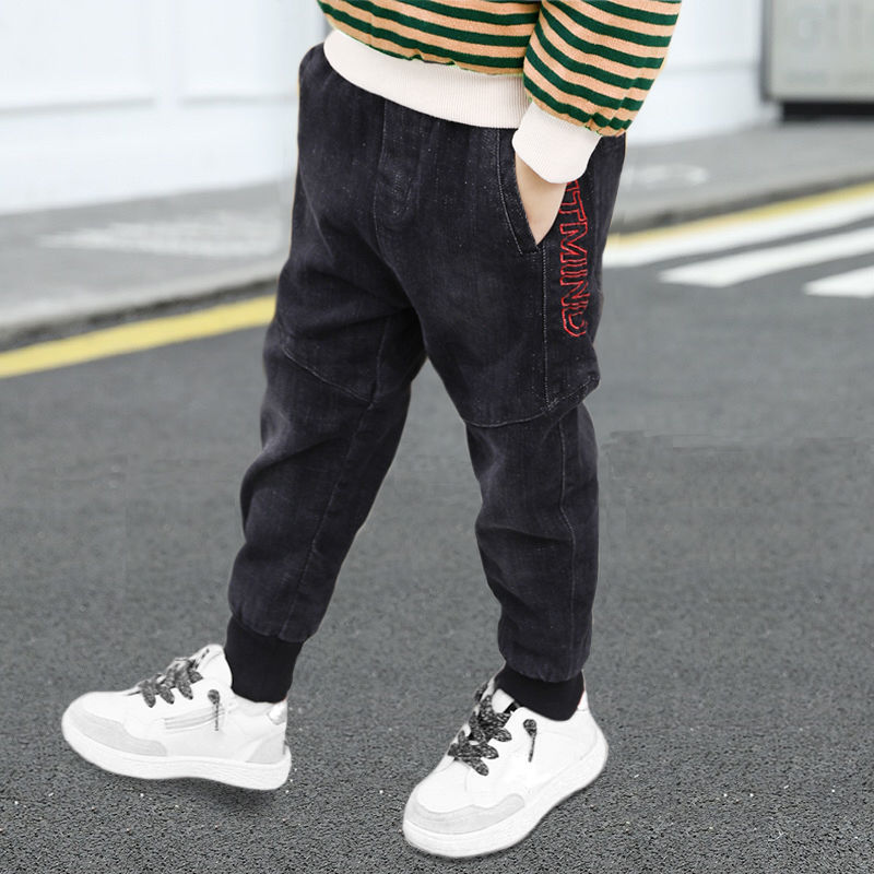 男童春秋款2024冬季款弹力闪电加绒加厚牛仔裤收脚裤中大童小脚裤