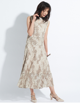 现货日代特价FRAY I.D 时尚气质通勤蕾丝刺绣半身裙 FWFS202508