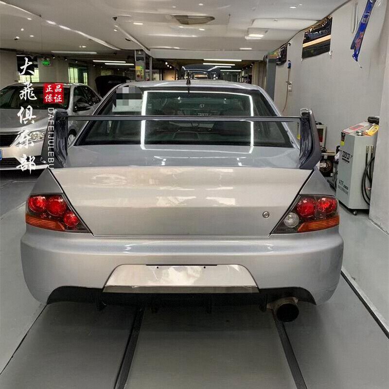 EVO89改装碳纤维尾翼大小包围