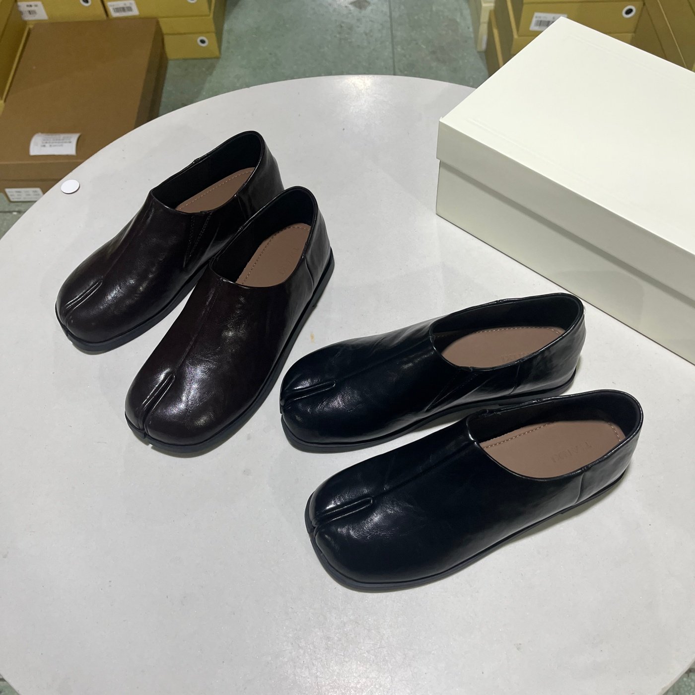 英伦风软皮一脚蹬乐福鞋女平底百搭舒适分趾鞋春季单鞋好穿猪蹄鞋,流行男鞋,乐福鞋（豆豆鞋）,淘宝优惠券,粉丝福利购,淘宝优惠卷