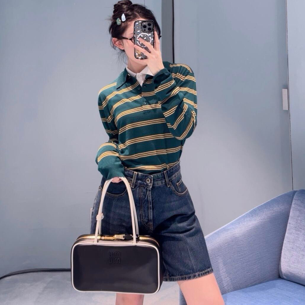 条纹针织POLO领气质墨绿上衣女