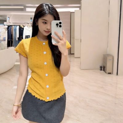 开衫女圆领扣子百搭荷叶边上衣